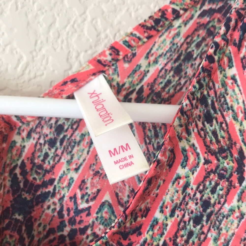 Patterned Tank Top - Picture 3 of 5